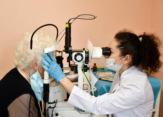 Лазерное лечение отслоения сетчатки глаза в Крыму - "Око-центр", Симферополь